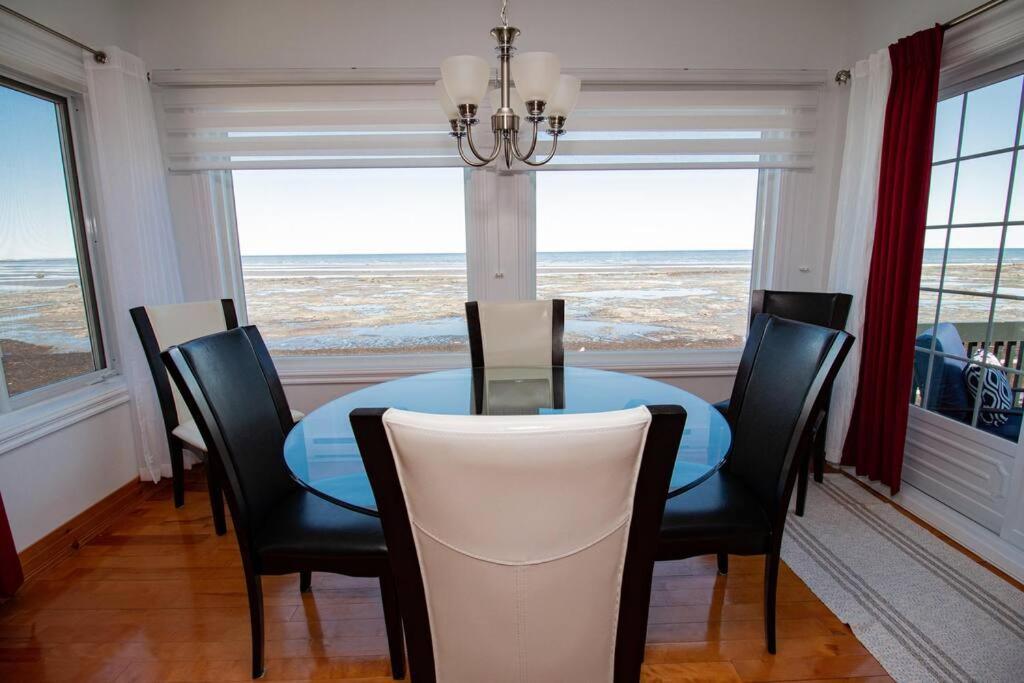Villa Calypso Avec Vue Sur La Baie De Ste-Luce Sainte-Luce-sur-Mer Exteriér fotografie